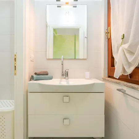Daire Parigi By Interhome Villasimius